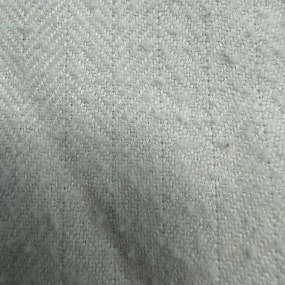 Men's White Button-Up Shirt - Picture 4 of 7